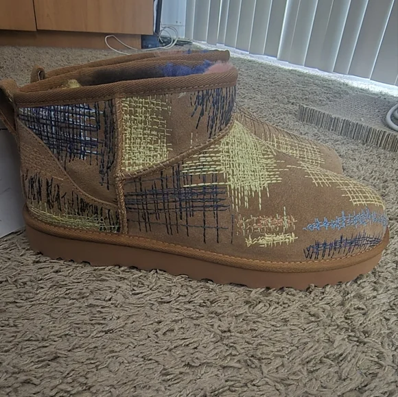 COPY - Uggs the elder statement mini womens - Picture 1 of 4